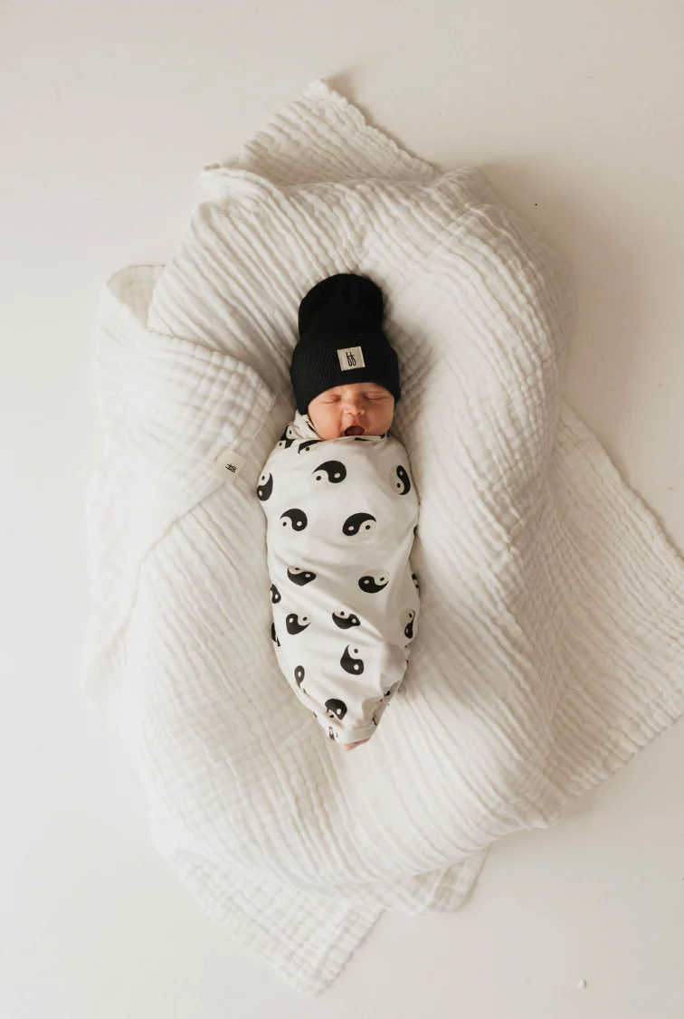 Bamboo Swaddle | Black & White Yin Yang - Image 4