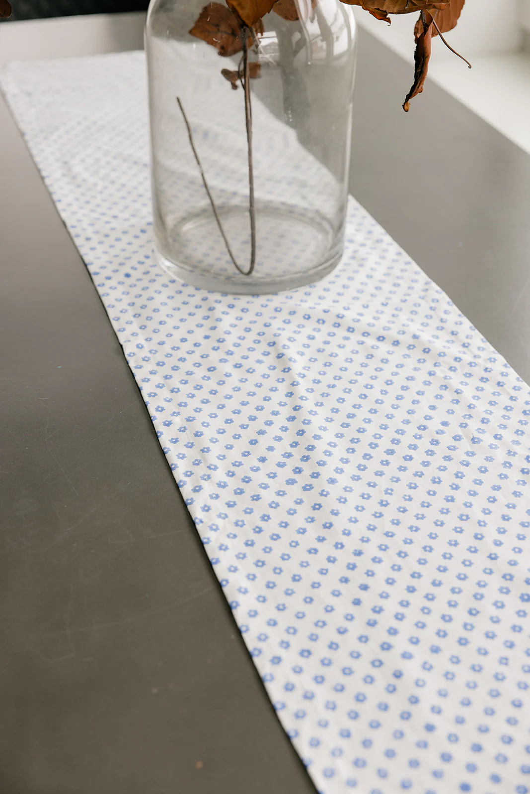 Daisy Artisan Printed Table Runner - Image 4