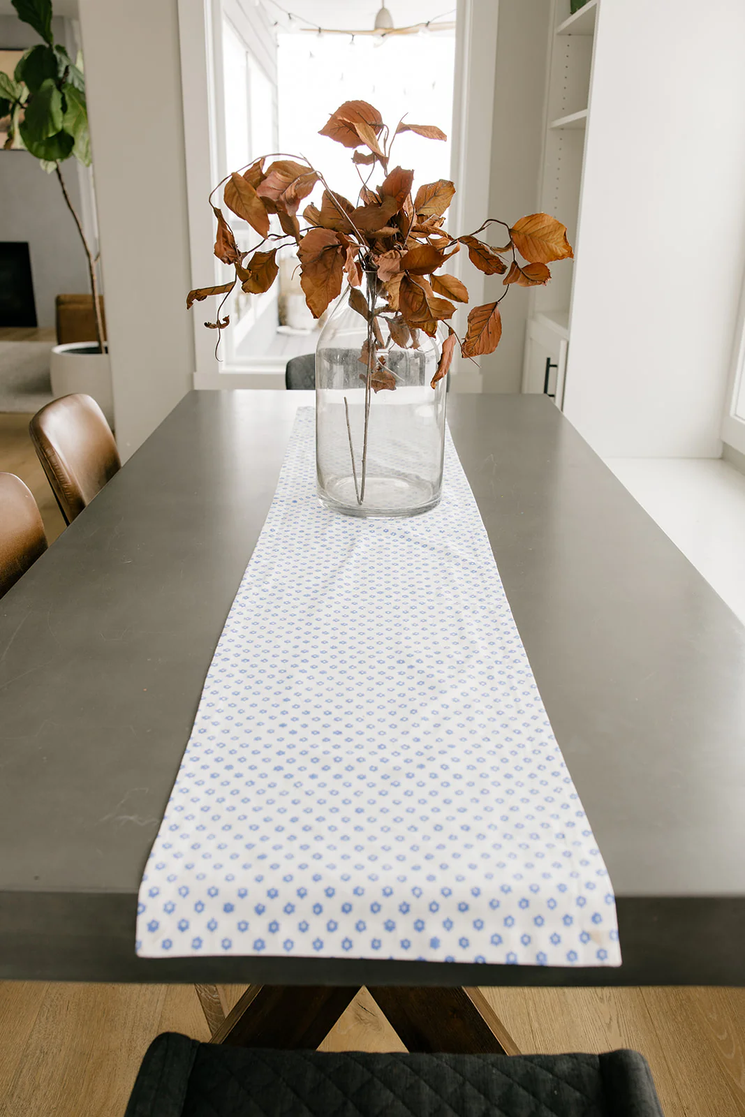 Daisy Artisan Printed Table Runner - Image 7