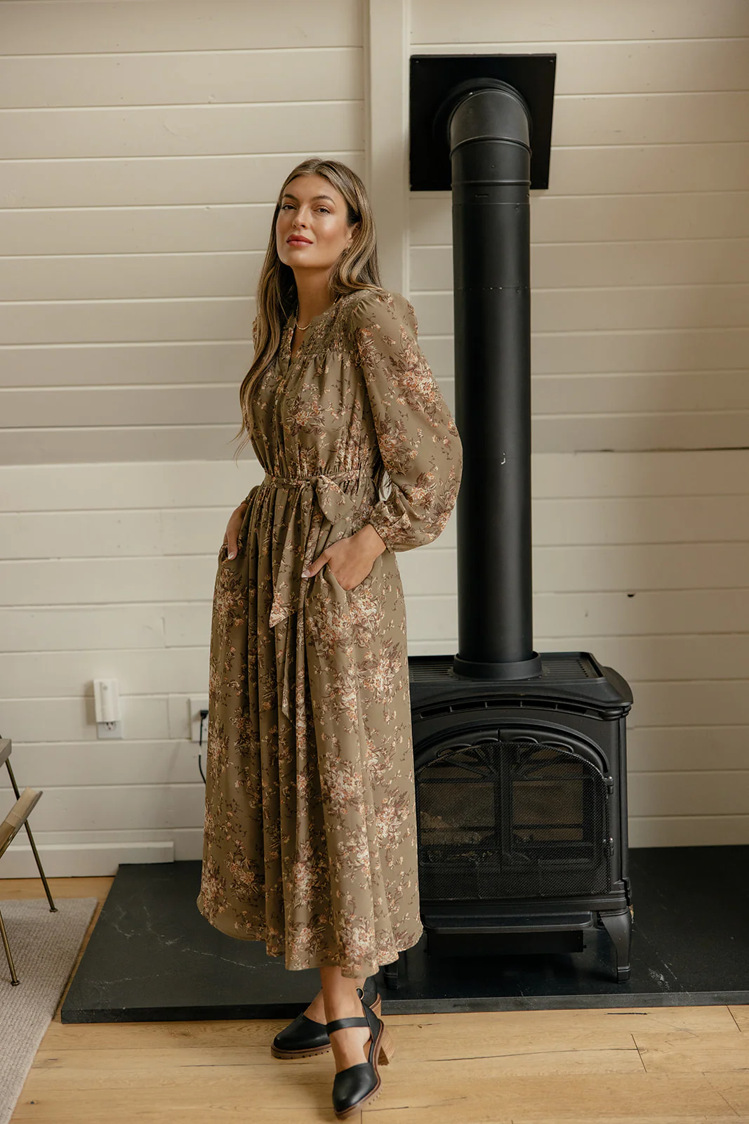 Hearthside Floral Tie Dress - Image 3
