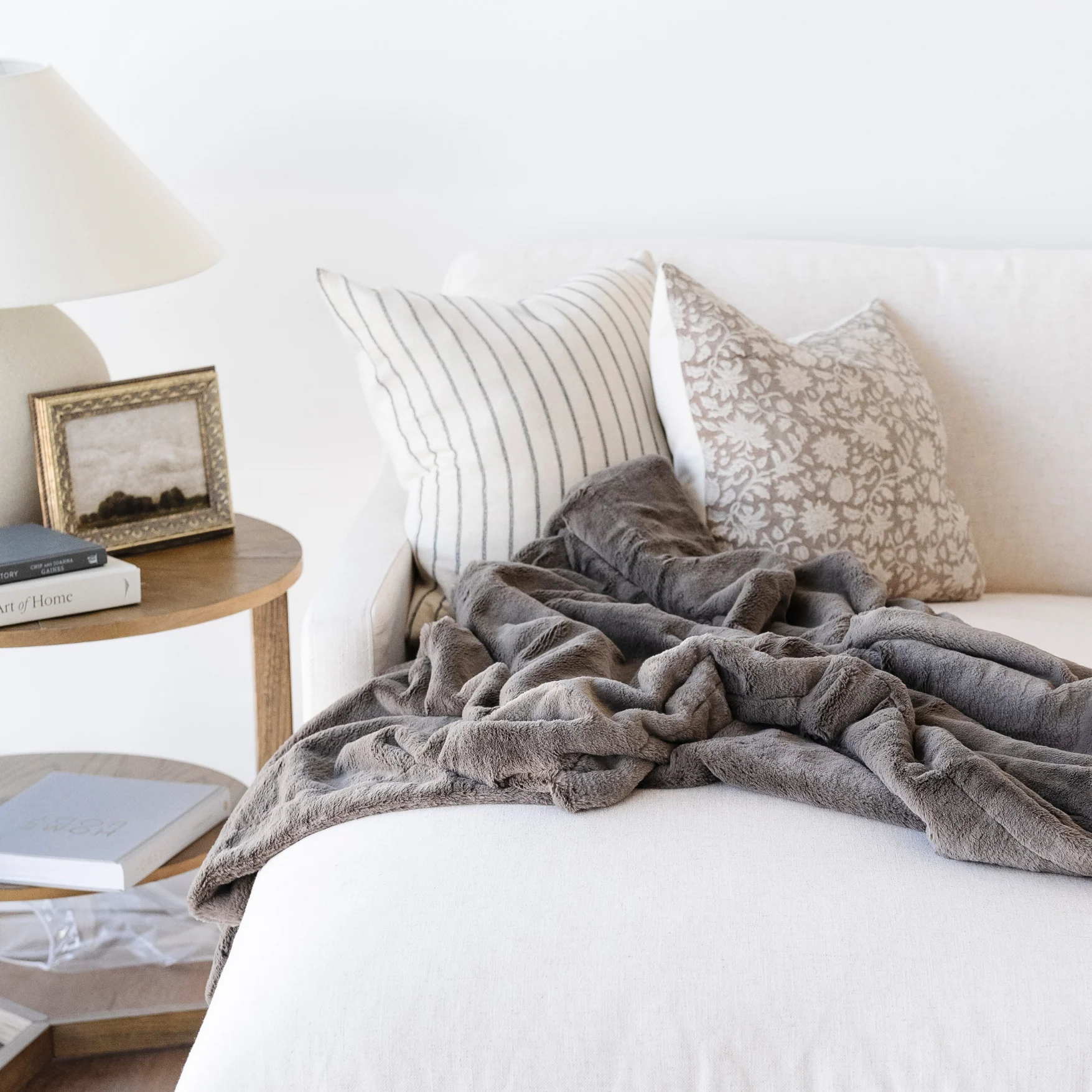 LUSH THROW BLANKETS - Image 18