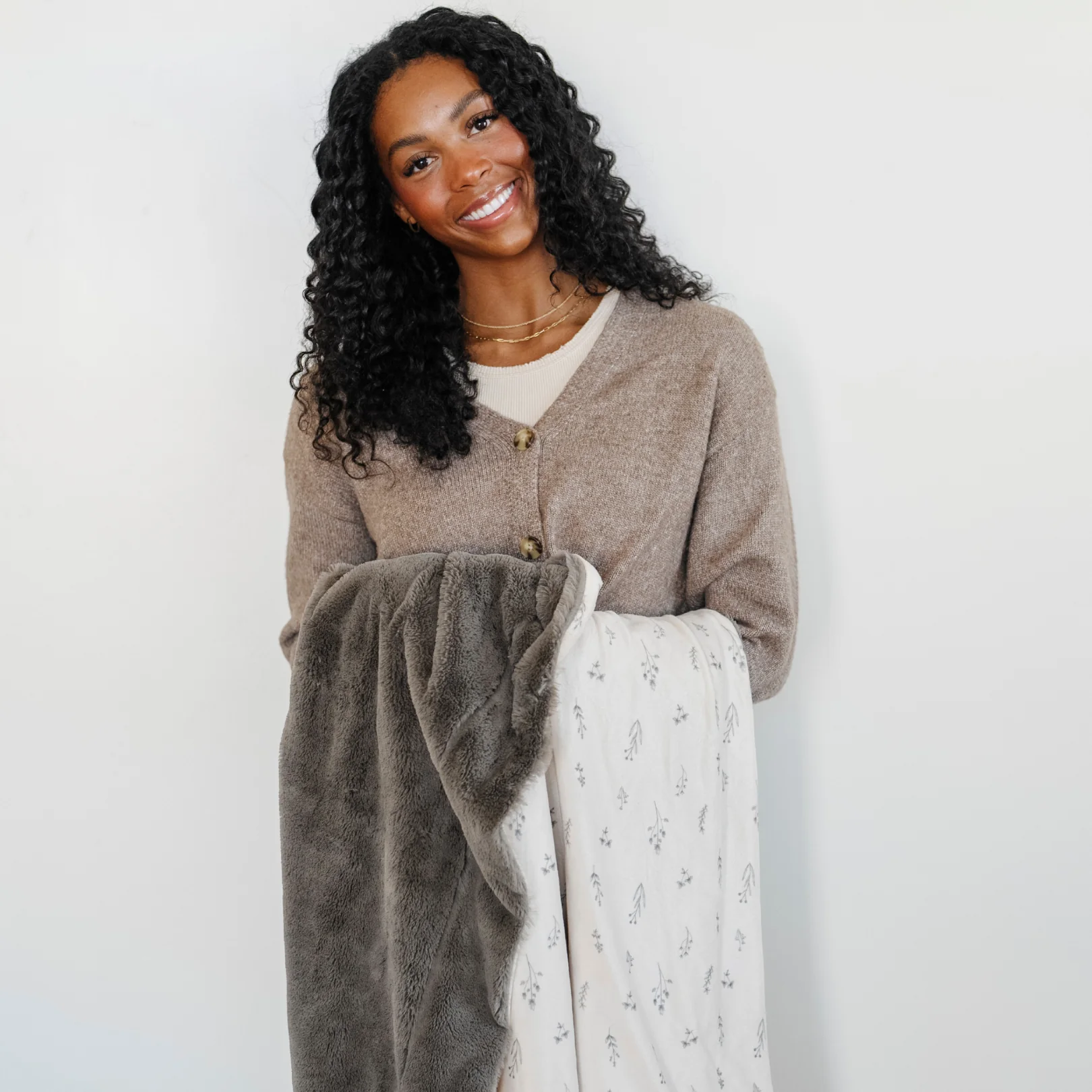 MINKY/LUSH THROW BLANKETS - Image 8