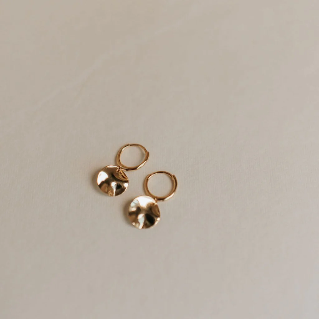 Molly Hoops - Image 2