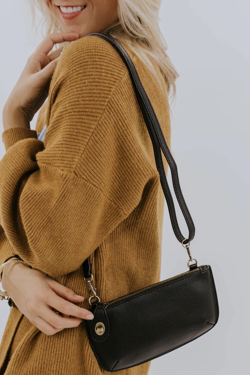 Uptown Messenger Purse - Image 5