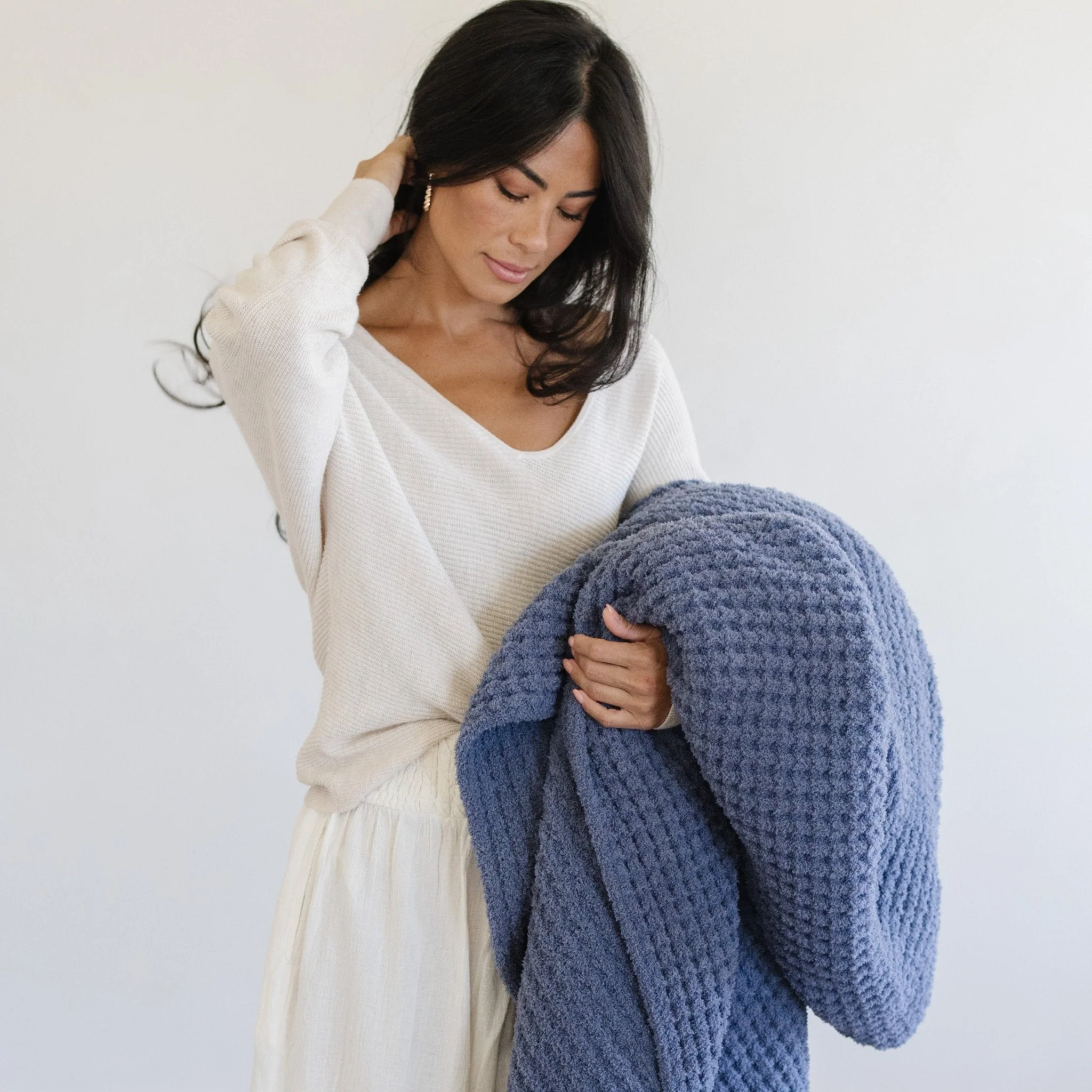 WAFFLE KNIT THROW BLANKETS - Image 3